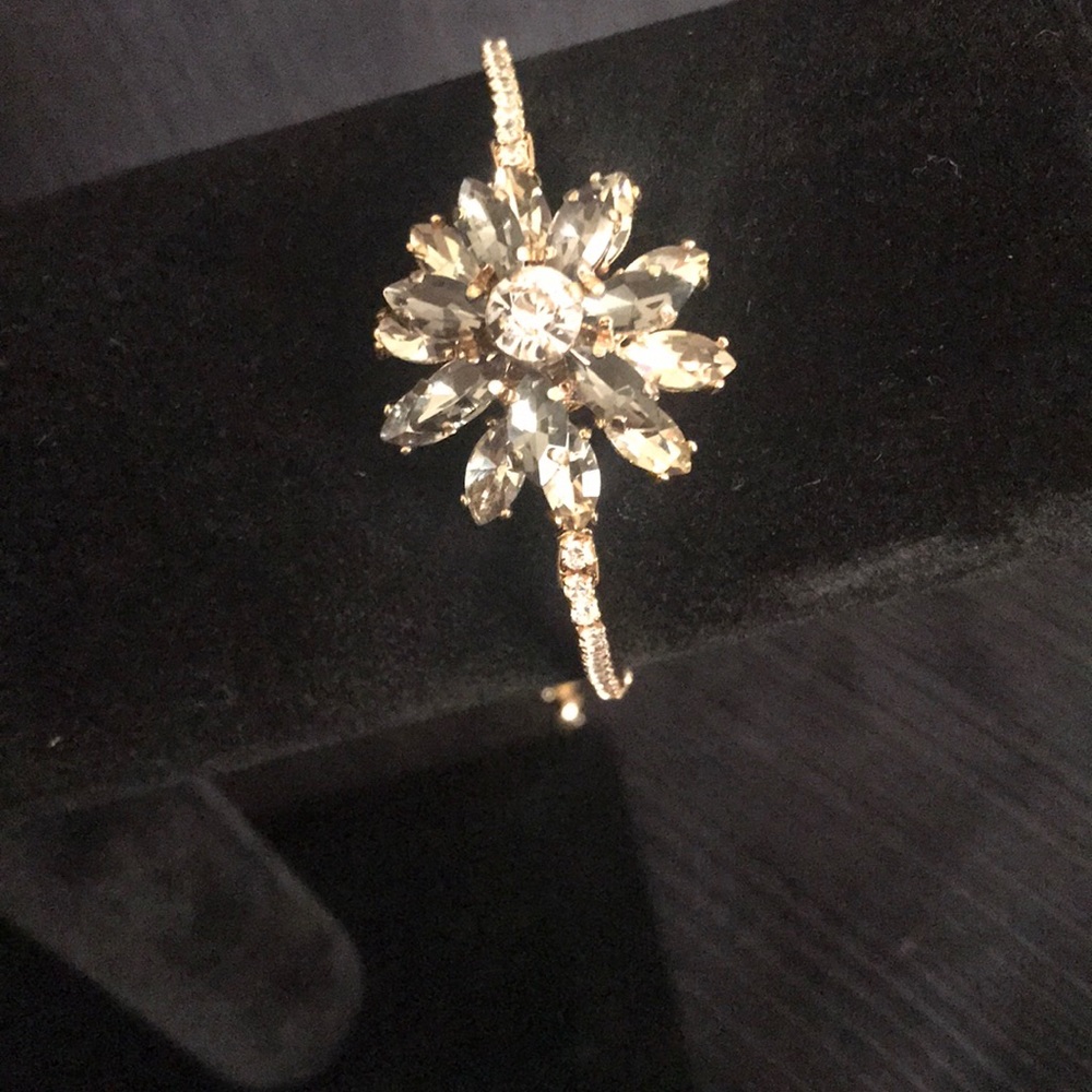 Banana Republic new old stock, Bracelet cubic zirconia adjustable - Picture 2 of 6